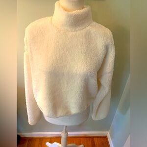 Heart Hips Cream cropped Turtleneck Sweater, S